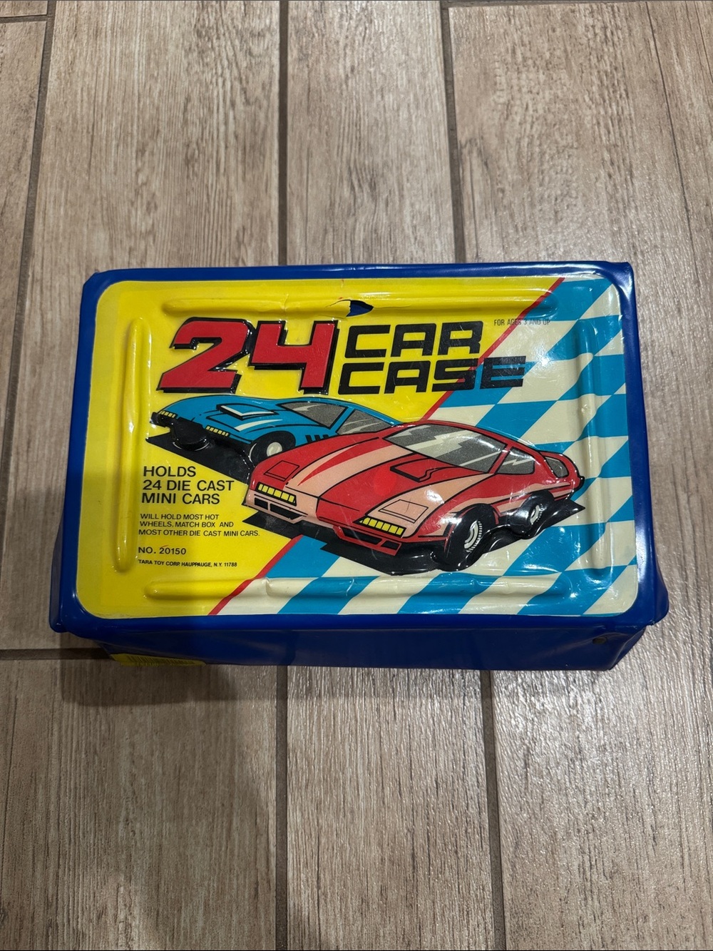 ⭐️ Tara Toy 12 Car Carrying Case